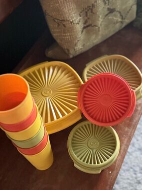 Vintage Tupperware
Colorful - Yellow, Olive, Coral